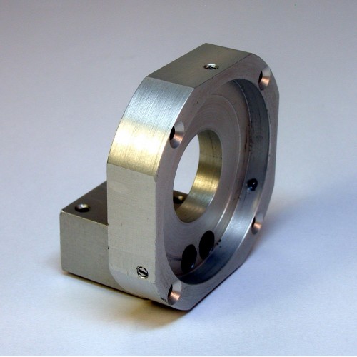 MDE254 - Angle adapter plate for use with Centring Micropositioners