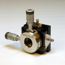 MDE276M - Four-Axis Micropositioner with Micrometers MDE276M - Four-Axis Micropositioner with Micrometers