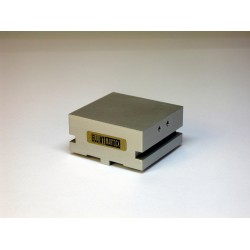 MDE744-30 - Waveguide/Device Holder - 30x18 mm Basic MDE744-30 - Waveguide/Device Holder - 30x18 mm Basic