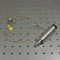 MDE227 - Long Travel Piezo Adjuster - 100 µm piezo travel MDE227 - Long Travel Piezo Adjuster - 100 µm piezo travel