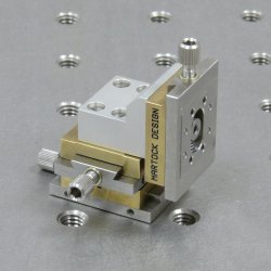 MDE263A - Three-Axis Very-Small XYZ Micropositioner Stage MDE263A - Three-Axis Very-Small XYZ Micropositioner Stage
