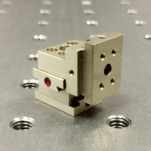 MDE269 - Three-Axis Ultra-Small XYZ Micropositioner Stage